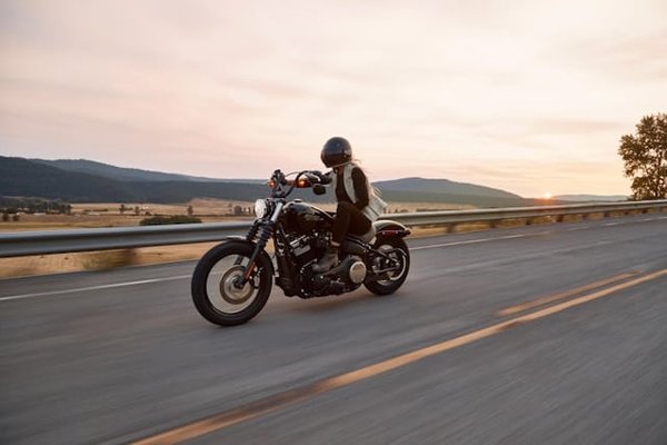 What Are the Key Safety Tips for Motorcycle Riders in Urban Areas?